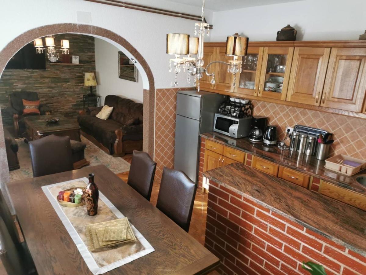 House Leyla Hotel Bihać Екстериор снимка